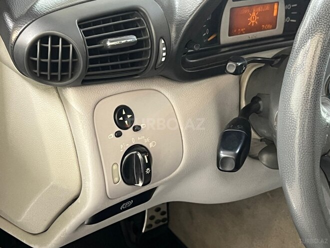 Mercedes C 240-19