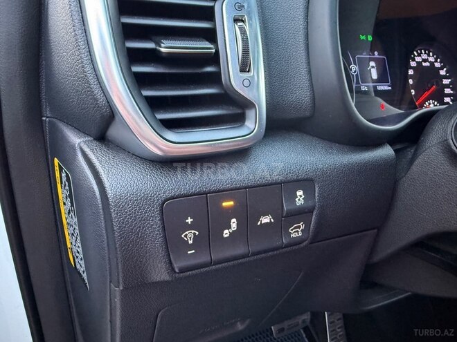 Kia Sportage-11