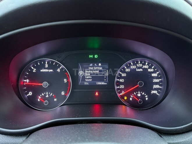 Kia Sportage-13