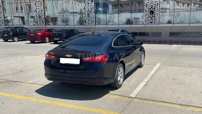Chevrolet Malibu-9