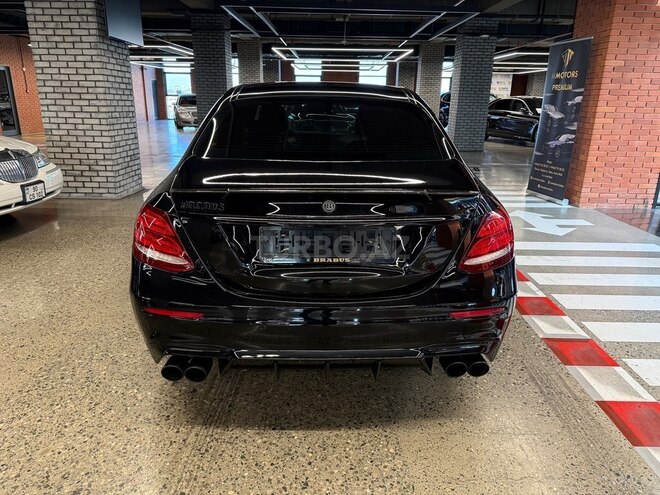 Mercedes  2018, 84,956 km - 3.0 l - Bakı