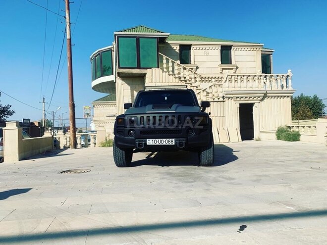 Hummer H3-2