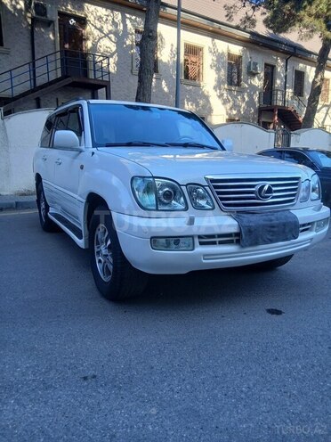 Lexus LX 470-2