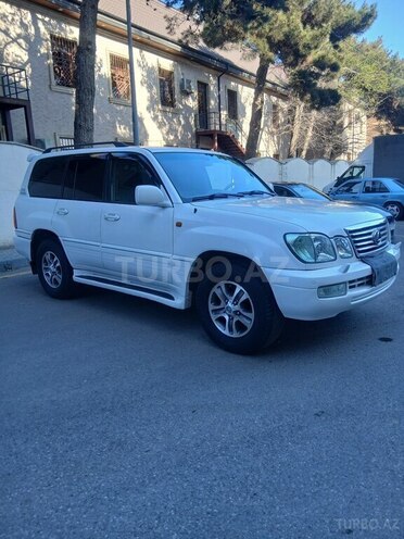 Lexus LX 470-4