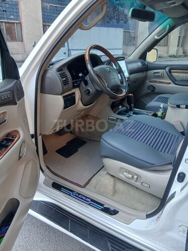 Lexus LX 470-8