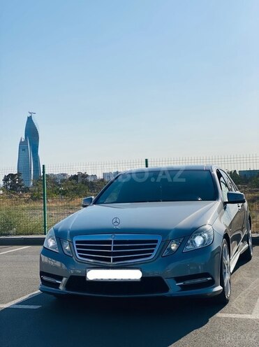 Mercedes E 220-4