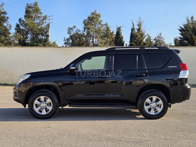 Toyota Land Cruiser Prado-5