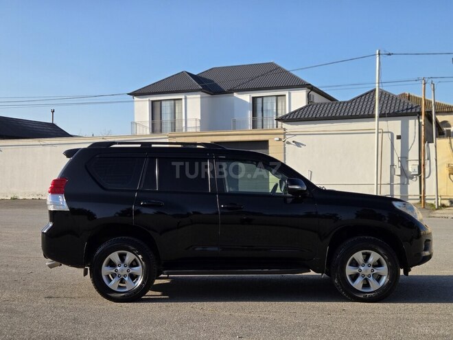 Toyota Land Cruiser Prado-6