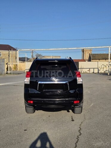 Toyota Land Cruiser Prado-9