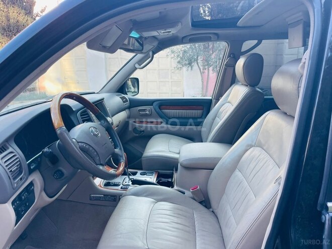 Lexus LX 470-12