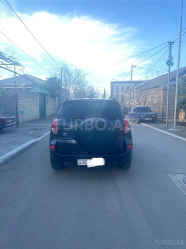 Toyota RAV4-2