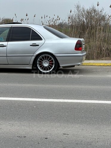 Mercedes C 240-3