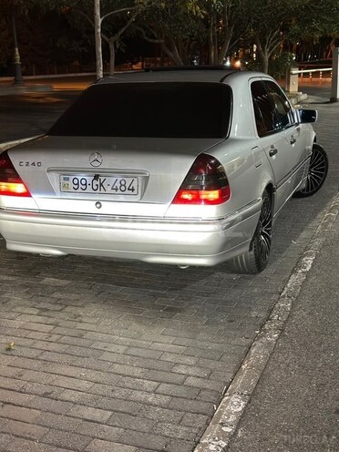 Mercedes C 240-7