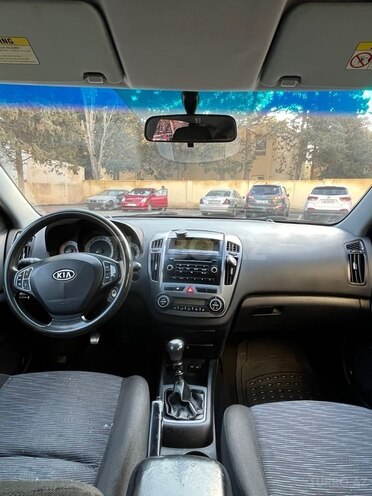 Kia Ceed-13