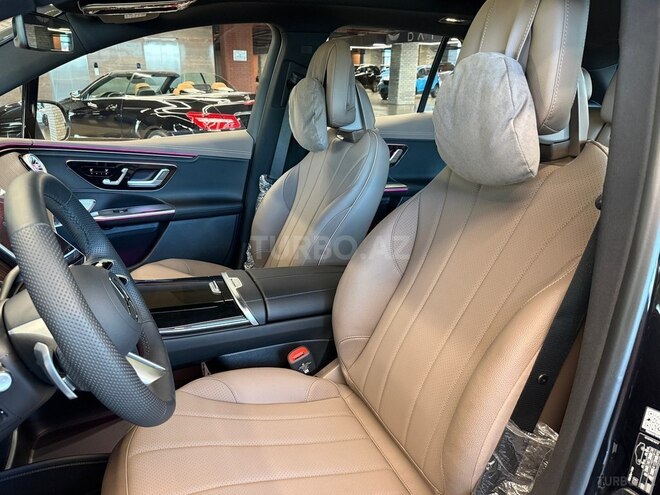 Mercedes EQE SUV-18
