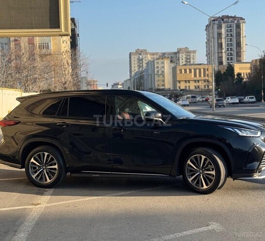 Toyota Highlander-7