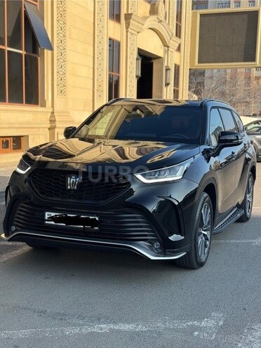 Toyota Highlander-5
