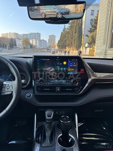 Toyota Highlander-3