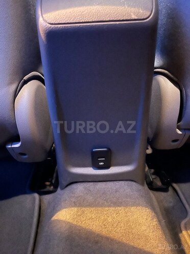 Chevrolet Cruze-14