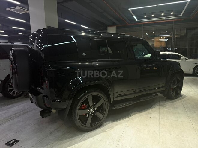 Land Rover Defender-4