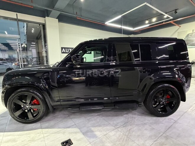 Land Rover Defender-8