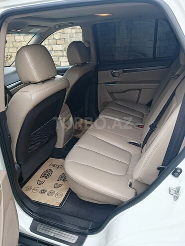 Hyundai Santa Fe-6