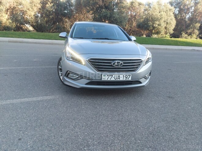 Hyundai Sonata-1