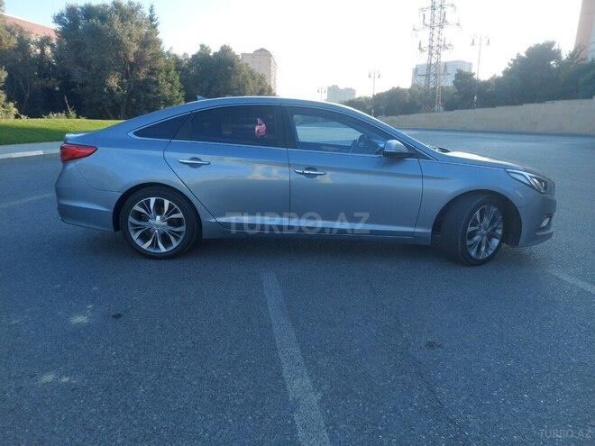 Hyundai Sonata-4
