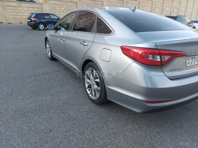 Hyundai Sonata-9
