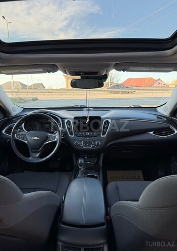 Chevrolet Malibu-5