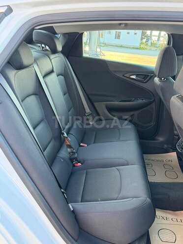 Chevrolet Malibu-11