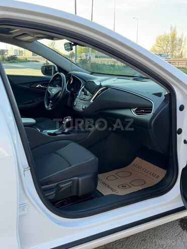 Chevrolet Malibu-9