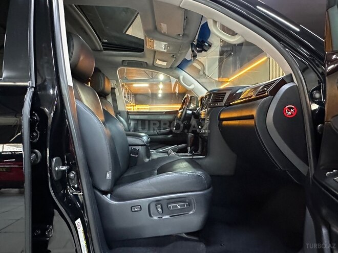 Lexus LX 570-18