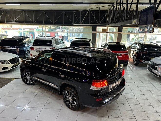 Lexus LX 570-12