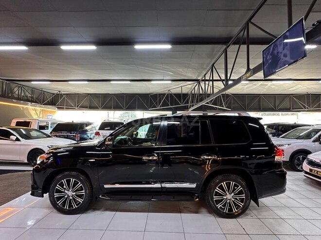 Lexus LX 570-9