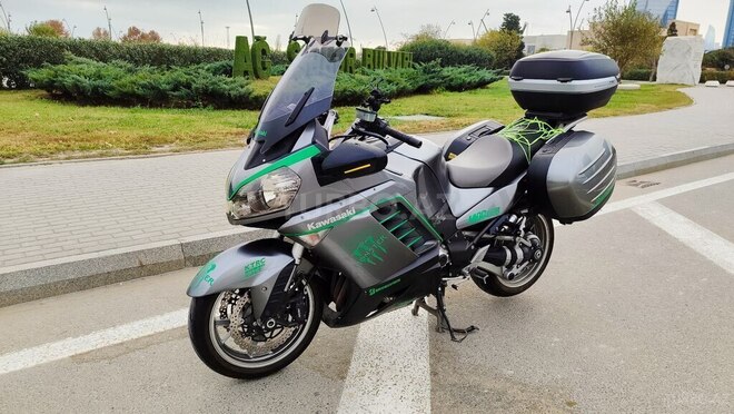 Kawasaki  2012, 38,500 km - 1.4 l - Bakı
