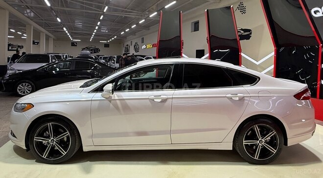 Ford Fusion (North America)-8