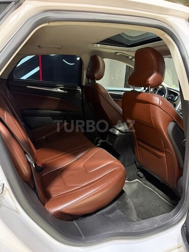 Ford Fusion (North America)-17