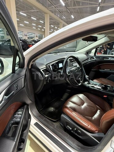 Ford Fusion (North America)-12