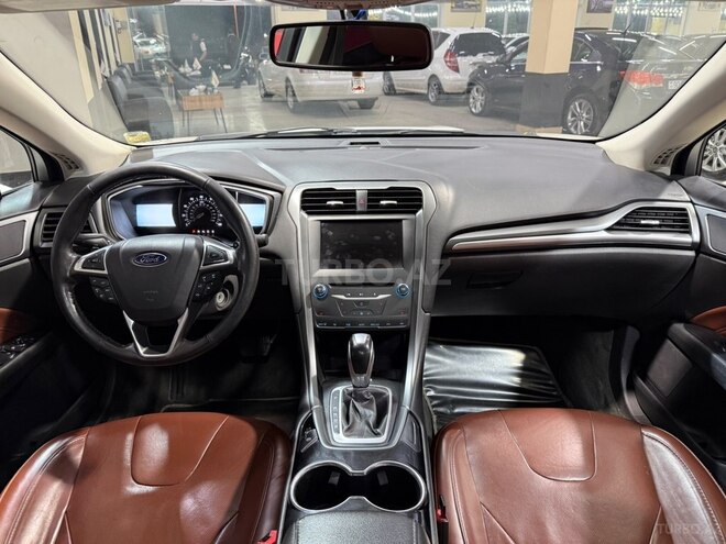 Ford Fusion (North America)-15