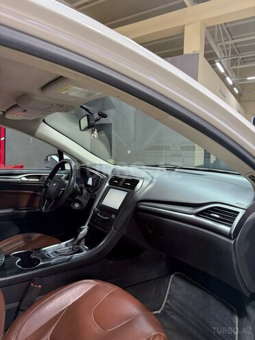 Ford Fusion (North America)-13