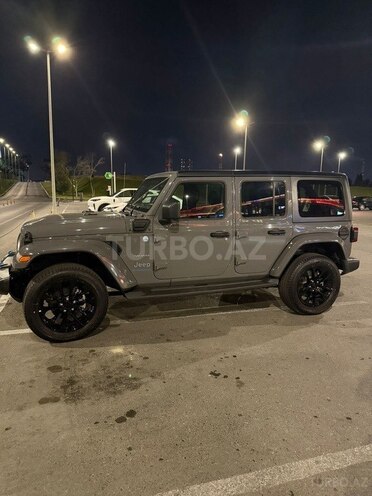 Jeep Wrangler-2
