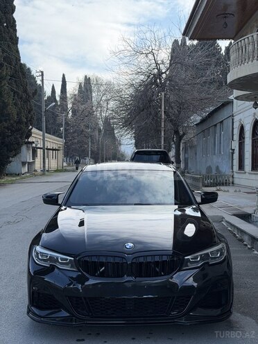 BMW 330-1