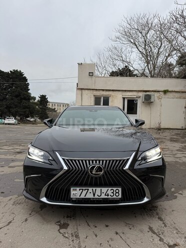 Lexus ES 300h-4