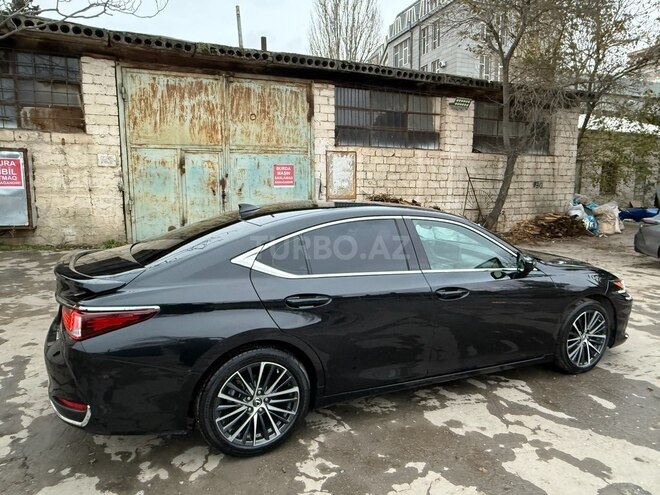 Lexus ES 300h-7