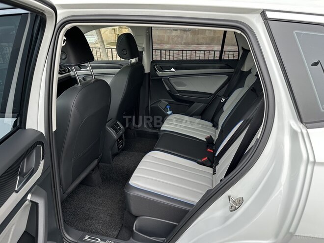 Volkswagen Tayron-10