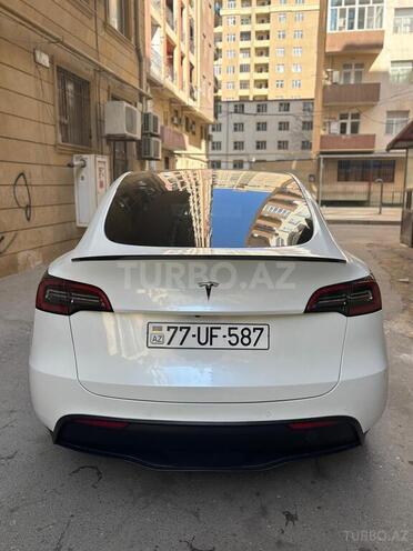 Tesla Model Y-2