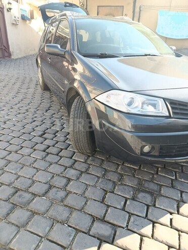 Renault Megane-2