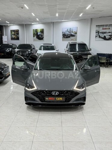Hyundai Sonata-14