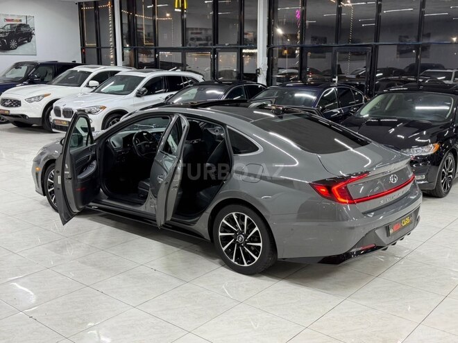 Hyundai Sonata-20